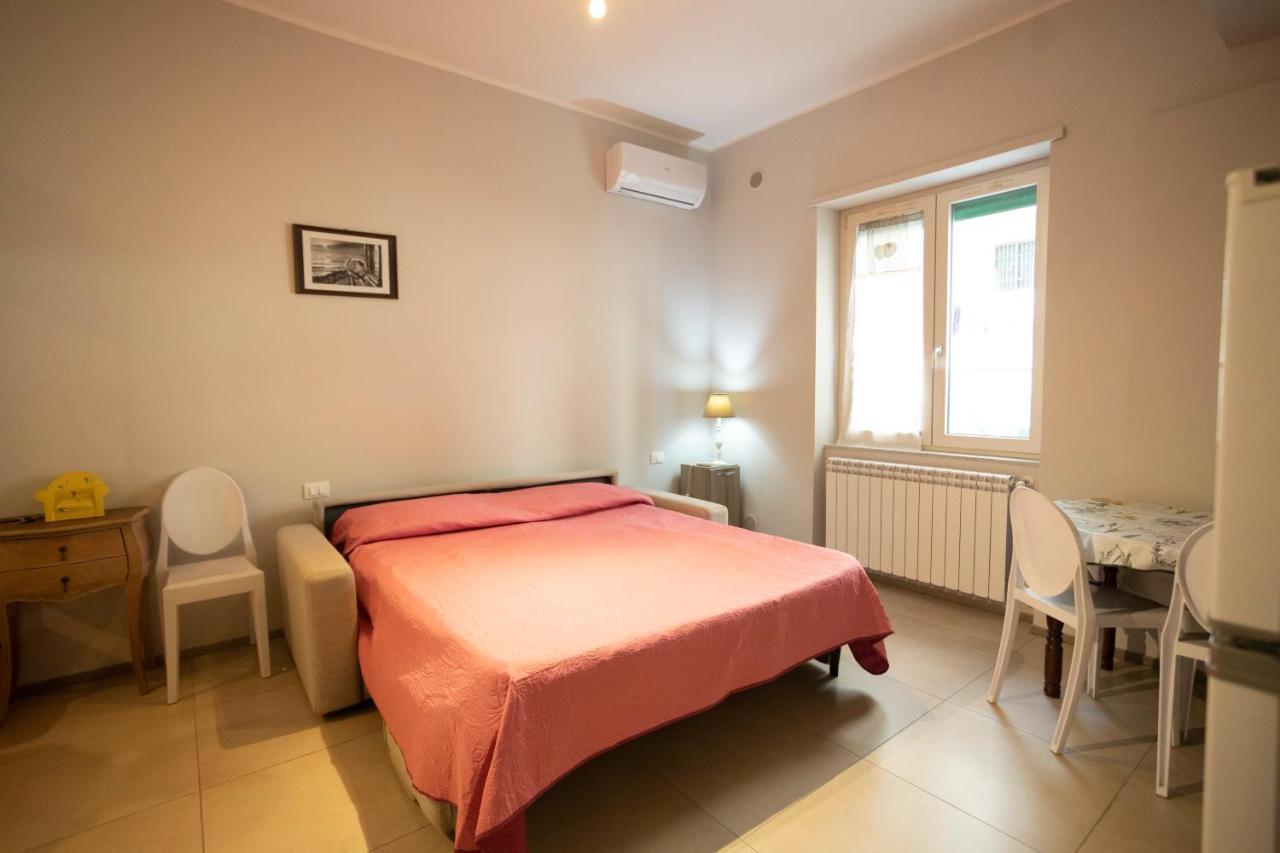 Ferienwohnung La Casa Degli Angeli Salerno Exterior foto